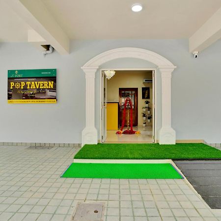 Collection O Lefort Luxe By Poptavern Hotel Thiruvananthapuram Exterior photo